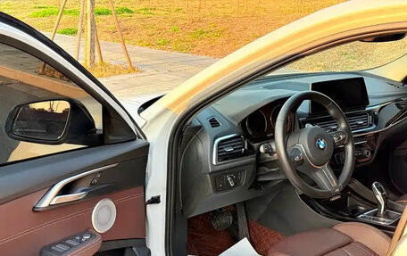 BMW 1 серия, 2022 год, 1 790 000 рублей, 12 фотография