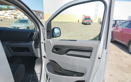 Peugeot Expert, 2021 год, 3 170 000 рублей, 23 фотография