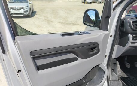 Peugeot Expert, 2021 год, 3 170 000 рублей, 19 фотография