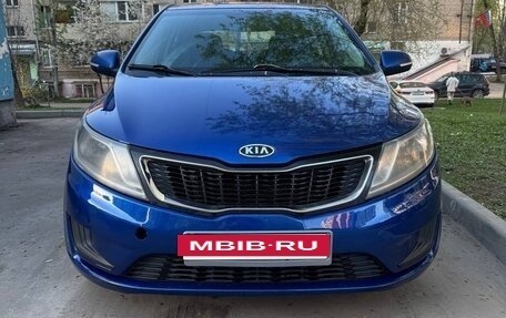 KIA Rio III рестайлинг, 2012 год, 650 000 рублей, 2 фотография