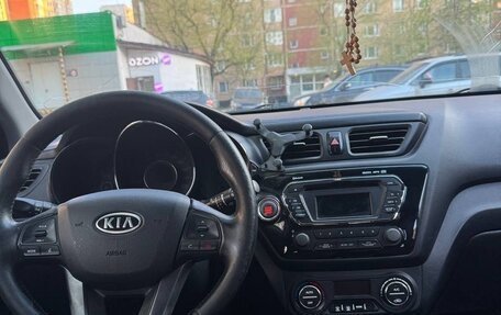 KIA Rio III рестайлинг, 2012 год, 650 000 рублей, 10 фотография