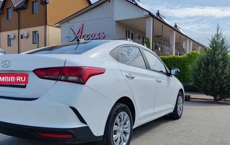 Hyundai Solaris II рестайлинг, 2021 год, 1 450 000 рублей, 6 фотография