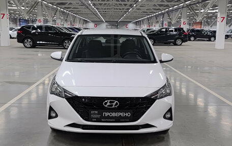 Hyundai Solaris II рестайлинг, 2021 год, 1 300 000 рублей, 2 фотография