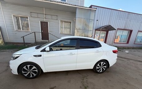 KIA Rio III рестайлинг, 2016 год, 980 000 рублей, 3 фотография