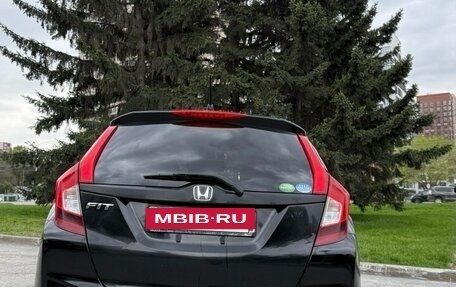 Honda Fit III, 2015 год, 970 000 рублей, 5 фотография