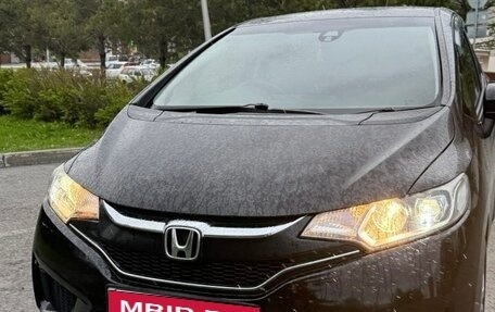 Honda Fit III, 2015 год, 970 000 рублей, 15 фотография