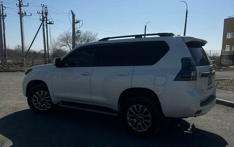 Toyota Land Cruiser Prado 150 рестайлинг 2, 2017 год, 3 945 000 рублей, 7 фотография