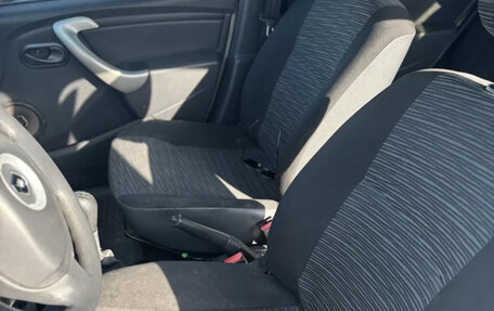 Renault Sandero I, 2013 год, 550 000 рублей, 14 фотография