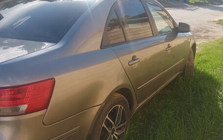 Hyundai Sonata VI, 2008 год, 550 000 рублей, 3 фотография