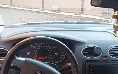Ford Focus II рестайлинг, 2007 год, 330 000 рублей, 13 фотография