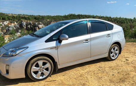 Toyota Prius, 2011 год, 1 180 000 рублей, 6 фотография