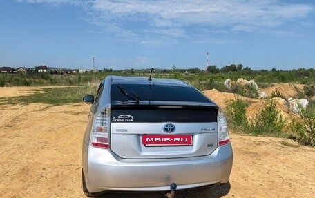 Toyota Prius, 2011 год, 1 180 000 рублей, 7 фотография