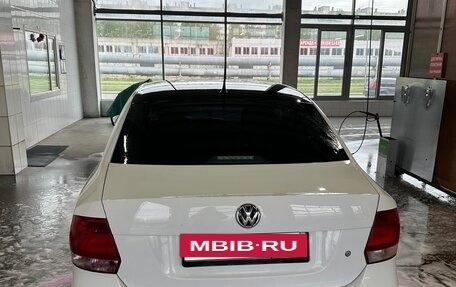Volkswagen Polo VI (EU Market), 2015 год, 450 000 рублей, 4 фотография
