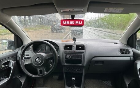 Volkswagen Polo VI (EU Market), 2015 год, 450 000 рублей, 11 фотография