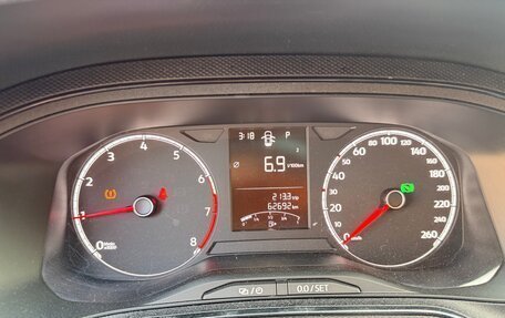 Volkswagen Polo VI (EU Market), 2021 год, 1 740 000 рублей, 12 фотография