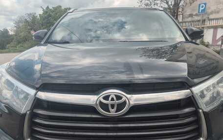 Toyota Highlander III, 2014 год, 2 800 000 рублей, 12 фотография