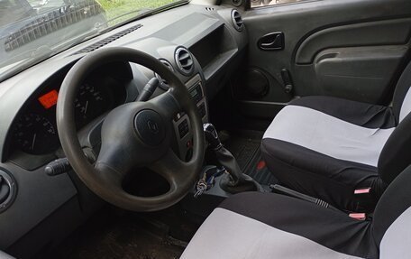 Renault Logan I, 2006 год, 260 000 рублей, 10 фотография