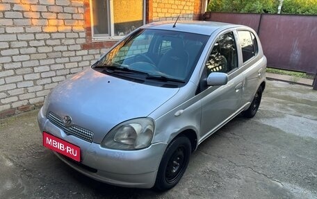 Toyota Vitz, 2000 год, 325 000 рублей, 3 фотография
