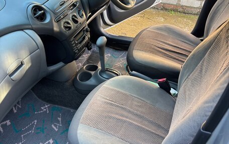 Toyota Vitz, 2000 год, 325 000 рублей, 13 фотография