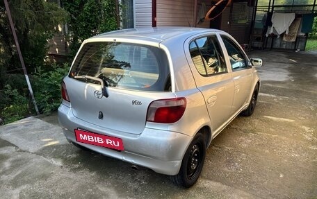 Toyota Vitz, 2000 год, 325 000 рублей, 6 фотография