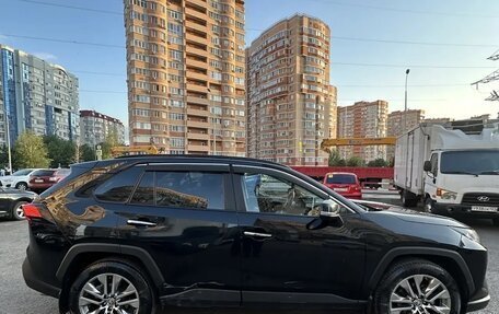 Toyota RAV4, 2020 год, 3 200 000 рублей, 3 фотография