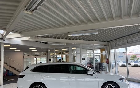 Volkswagen Passat, 2025 год, 4 550 000 рублей, 4 фотография
