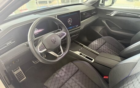 Volkswagen Passat, 2025 год, 4 550 000 рублей, 6 фотография