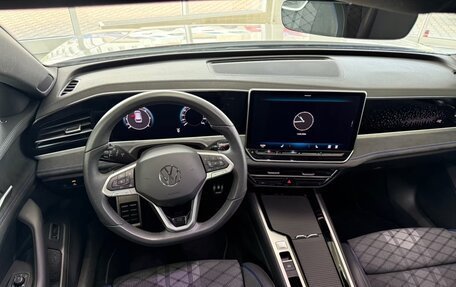 Volkswagen Passat, 2025 год, 4 550 000 рублей, 8 фотография