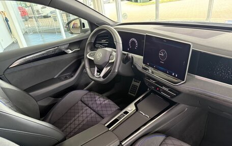 Volkswagen Passat, 2025 год, 4 550 000 рублей, 9 фотография