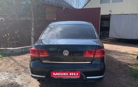 Volkswagen Passat B7, 2011 год, 699 000 рублей, 2 фотография