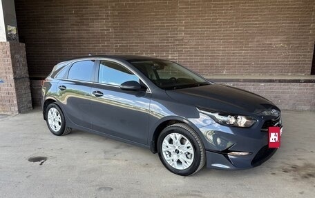 KIA cee'd III, 2022 год, 2 100 000 рублей, 3 фотография