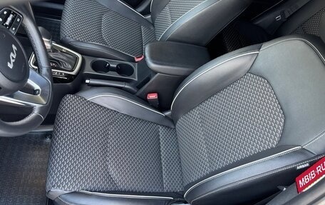 KIA cee'd III, 2022 год, 2 100 000 рублей, 18 фотография