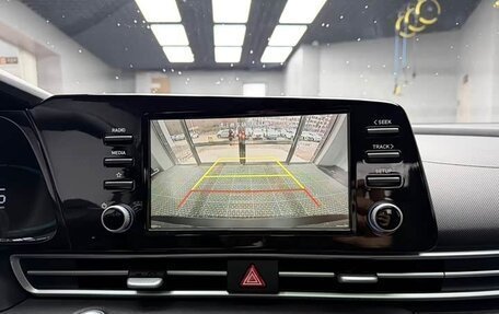 Hyundai Elantra, 2023 год, 1 850 000 рублей, 9 фотография
