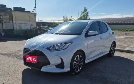 Toyota Yaris, 2021 год, 1 350 000 рублей, 5 фотография