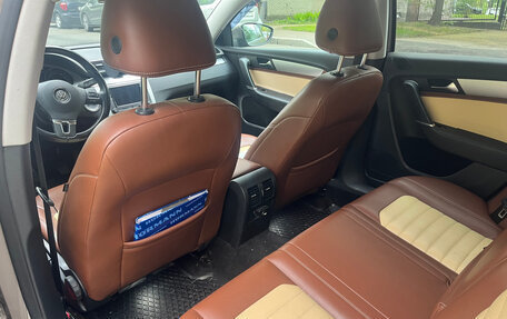 Volkswagen Passat B7, 2011 год, 1 000 000 рублей, 16 фотография