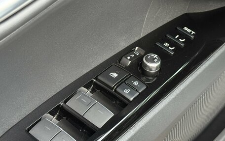 Toyota Camry, 2026 год, 4 220 000 рублей, 24 фотография