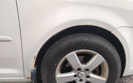 Volkswagen Touran III, 2007 год, 535 000 рублей, 12 фотография