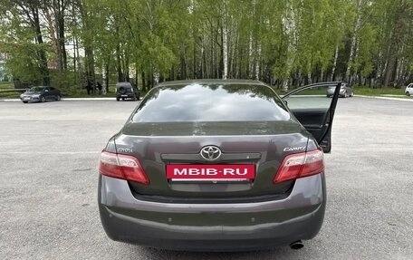 Toyota Camry, 2007 год, 1 150 000 рублей, 5 фотография