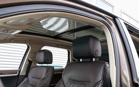 Volkswagen Touareg III, 2012 год, 1 855 000 рублей, 17 фотография