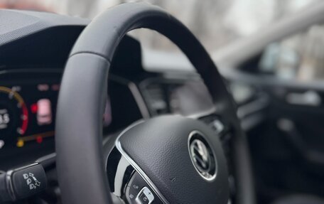 Volkswagen T-Roc I, 2023 год, 1 800 000 рублей, 10 фотография