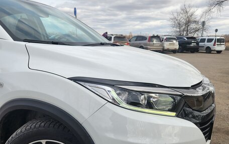 Honda Vezel, 2021 год, 1 495 000 рублей, 5 фотография