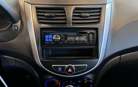 Hyundai Solaris II рестайлинг, 2013 год, 729 000 рублей, 13 фотография