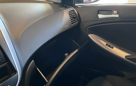 Hyundai Solaris II рестайлинг, 2013 год, 729 000 рублей, 29 фотография