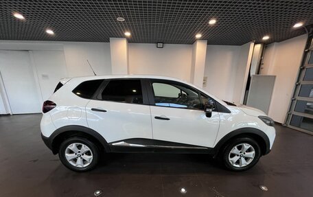 Renault Kaptur I рестайлинг, 2017 год, 1 429 000 рублей, 2 фотография