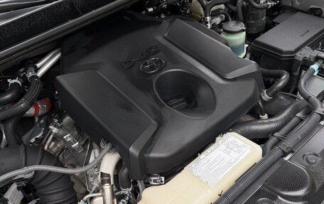 Toyota Land Cruiser Prado 150 рестайлинг 2, 2019 год, 5 150 000 рублей, 10 фотография
