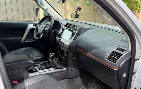 Toyota Land Cruiser Prado 150 рестайлинг 2, 2019 год, 5 150 000 рублей, 7 фотография