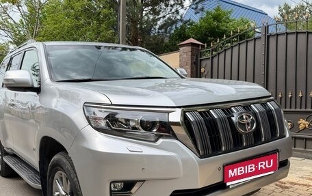 Toyota Land Cruiser Prado 150 рестайлинг 2, 2019 год, 5 150 000 рублей, 3 фотография