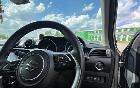 Suzuki Swift V, 2018 год, 1 500 000 рублей, 13 фотография