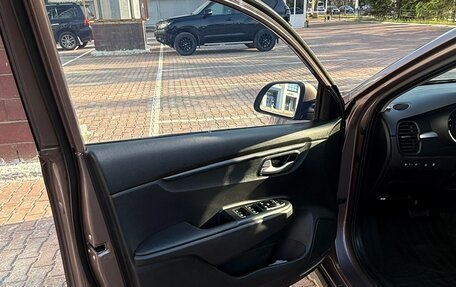 KIA Rio IV, 2019 год, 1 690 000 рублей, 15 фотография