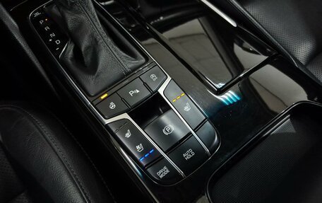 KIA K7, 2017 год, 1 920 000 рублей, 23 фотография